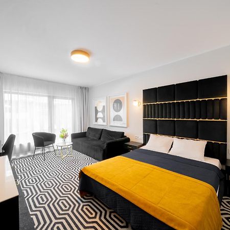 Lulu Apartments - Rosa - Studio Hotelowe Z Klimatyzacja I Konsola Ps4 - Solny Resort Kolobrzeg Bagian luar foto